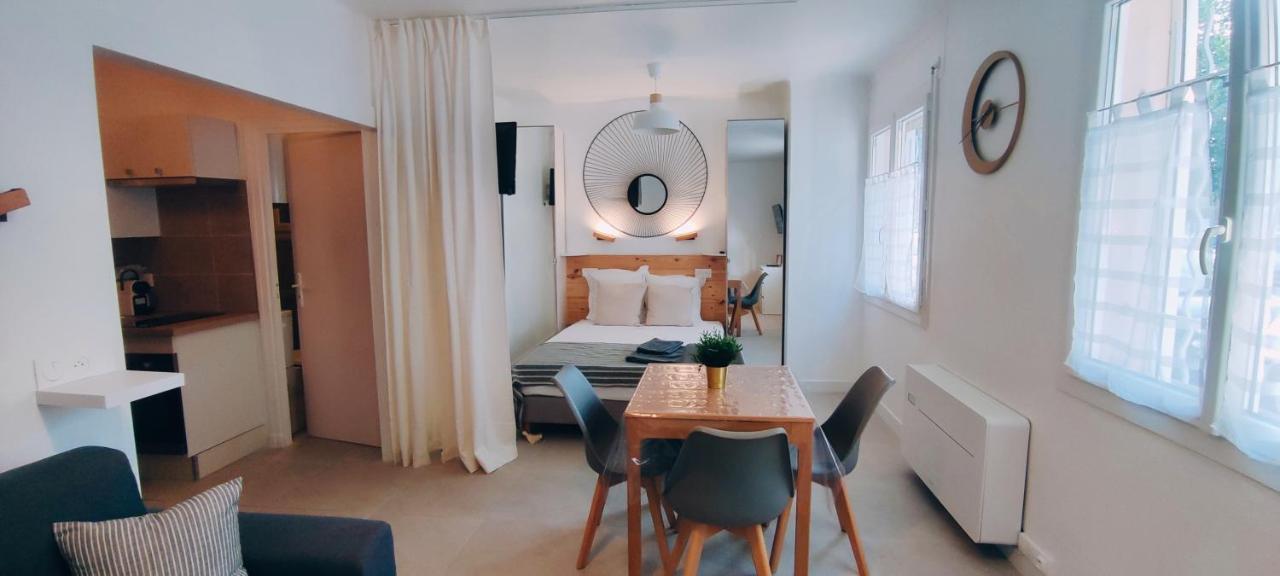 Apartament Le Studio Des Tours - Parking Arles Zewnętrze zdjęcie